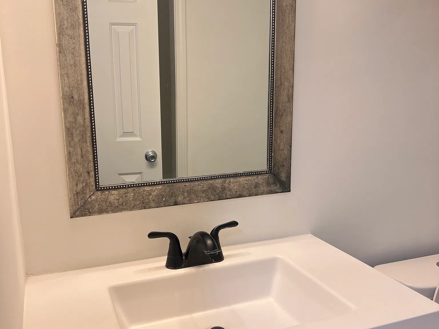 3 bed, 1429 sqft, $2,400 — Photo 3