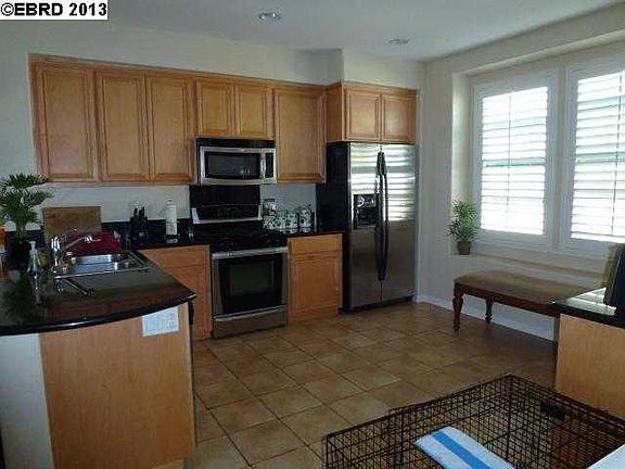 2nd image of 1320 Summer Ln