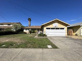 25 El Camino Dr, Corte Madera, CA 94925