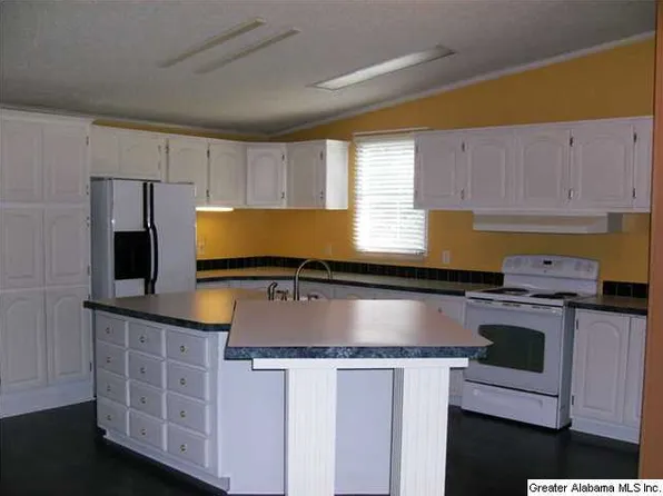 1250 County Road 152, Jemison, AL 35085