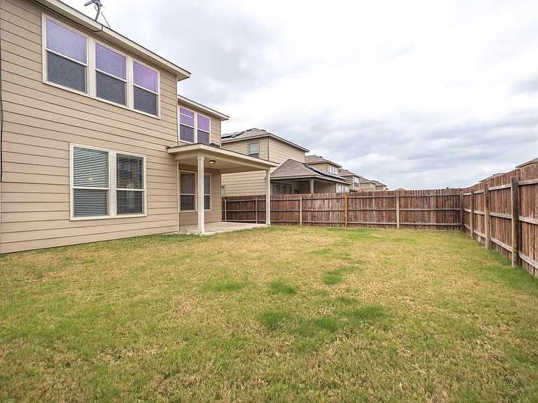 16009 Canberra Trl — Photo 28