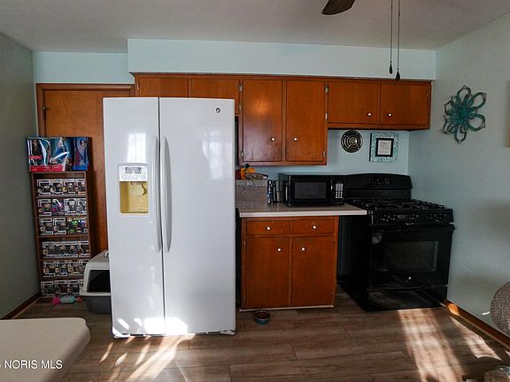5th image of 724 Edith Ave