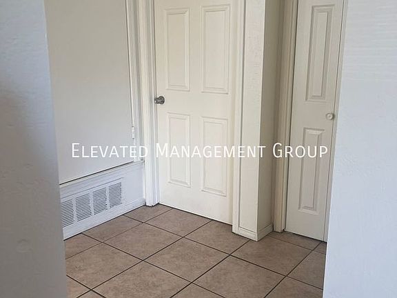 3rd image of 1301 Dickerson Dr SE APT A