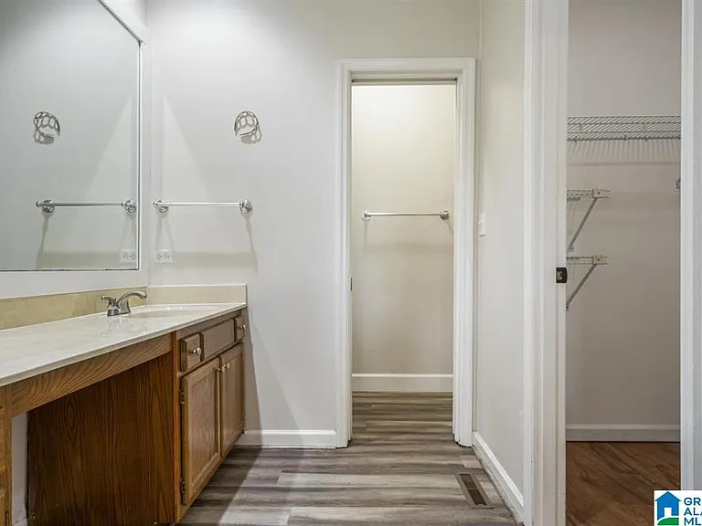 1947 Waterford Pl #1947 — Photo 29