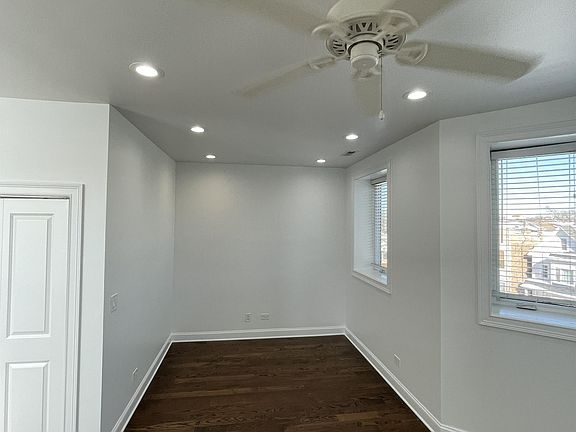 5th image of 1718 N Richmond St Unit 3