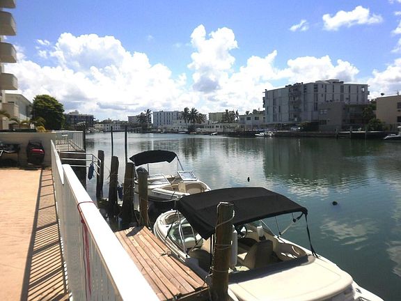 4th image of 8420 Byron Ave APT 1