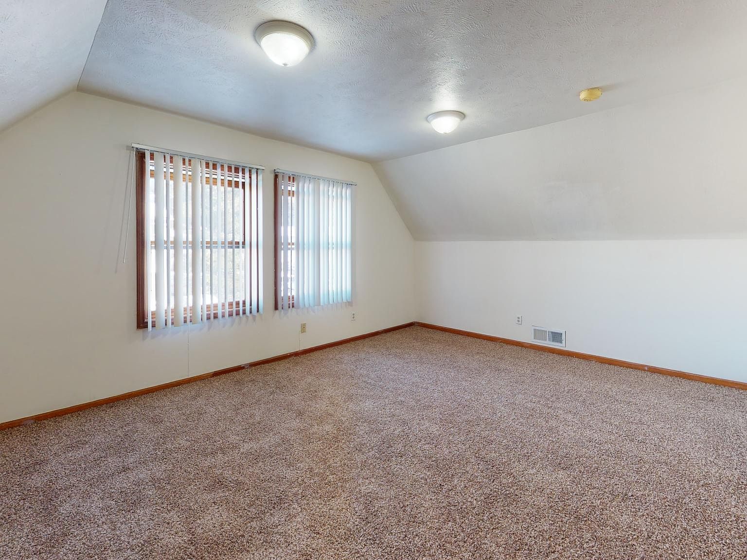 317 S Kendall Ave APT A, Kalamazoo, MI 49006 Zillow