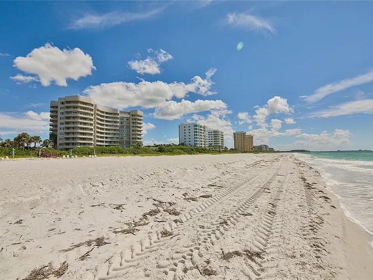 775 Longboat Club Rd #405 — Photo 29