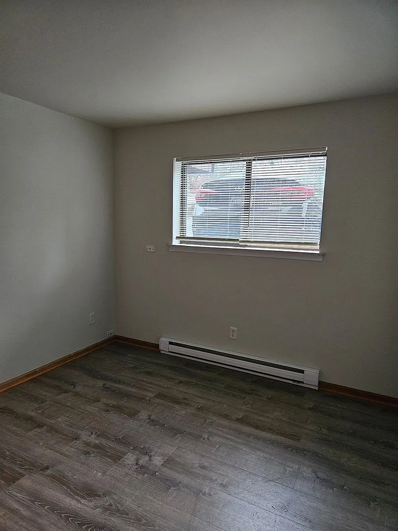 401 Western Avenue — Photo 2