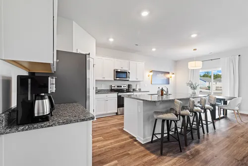 234 N Farmhouse Dr Photo 1