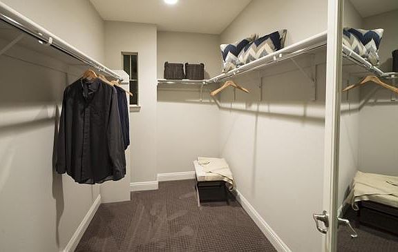 4th image of 3001 Marcelli Cir