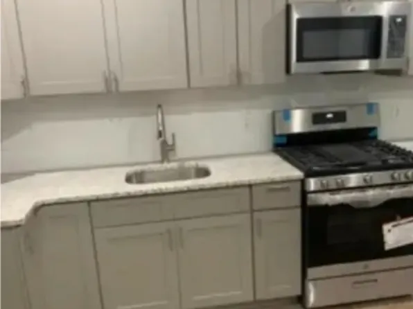 198 1st St, Newark, NJ 07107