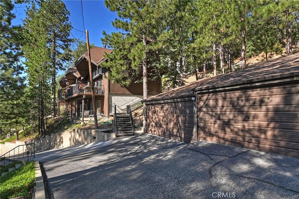 966 Willow Creek Rd APT 14, Lake Arrowhead, CA 92352 MLS SR23140310