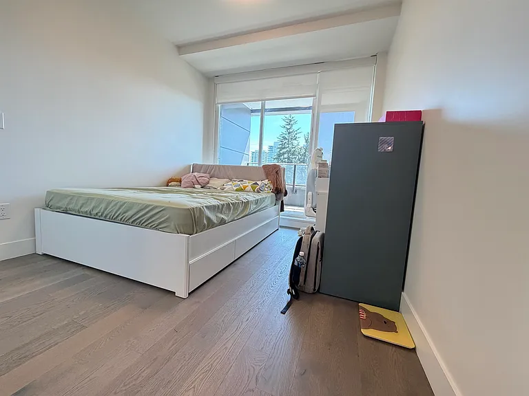 7777 Cambie St #405 — Photo 12