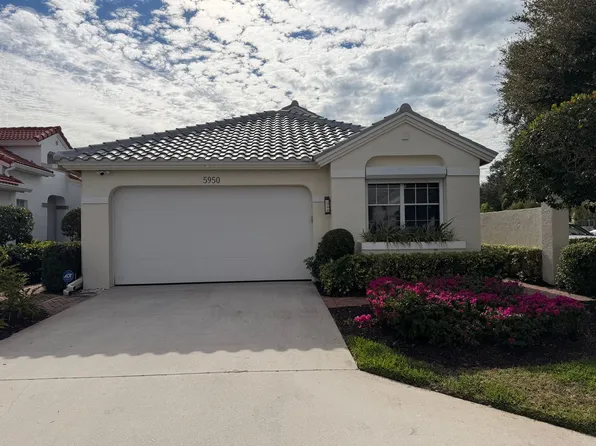 5950 Almaden Dr, Naples, FL 34119