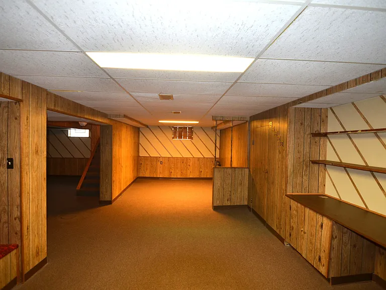 4625 Orchard Ln — Photo 16