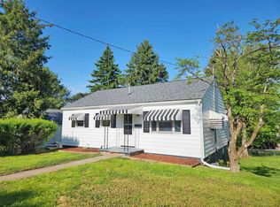 22 Savannah St, Westover, WV