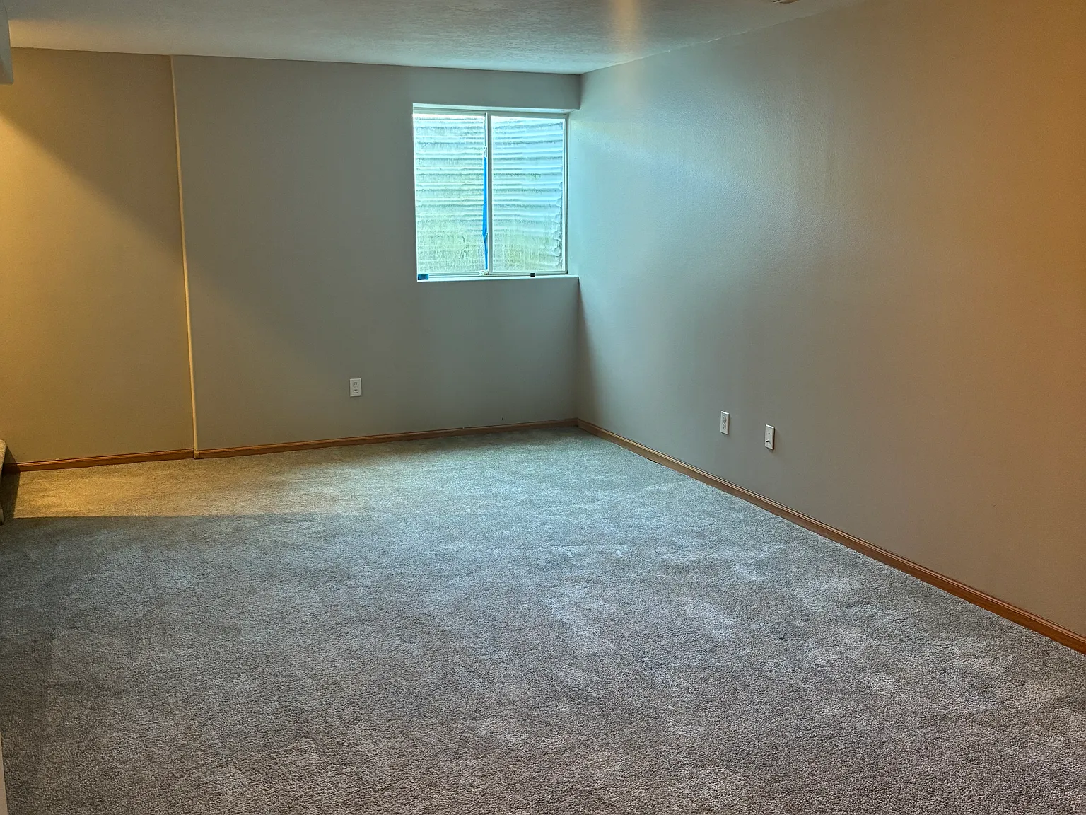 2 bed, 2.5 bath, 1500 sqft, $2,400 — Photo 4