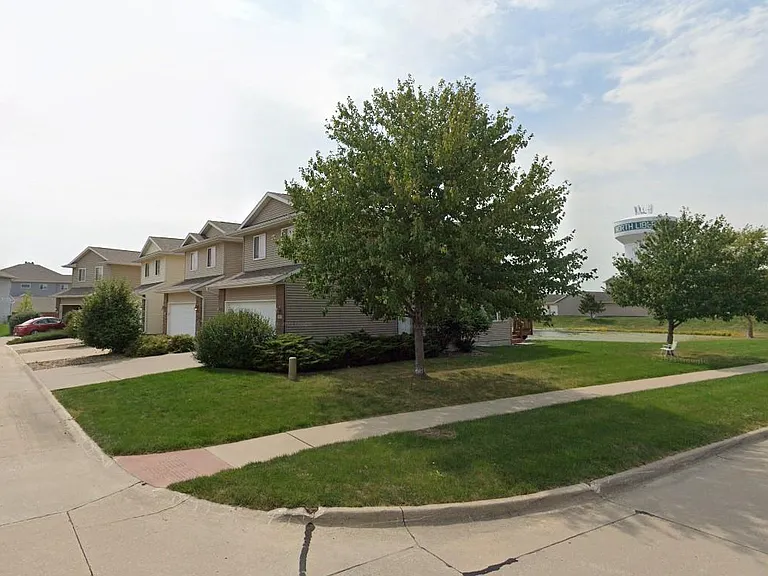 510 Sicily Ct — Photo 2