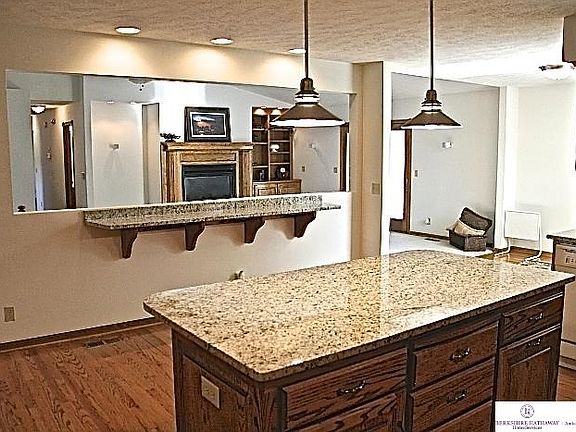 5th image of 3807 Robin Dr
