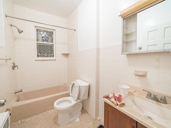 3rd image of 8603 85th St #1 F