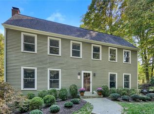 5 Cavalry Ct, Ridgefield, CT 06877