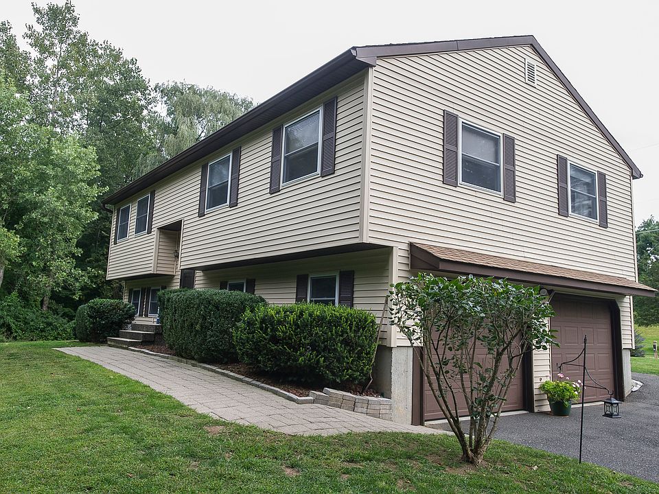 53 Meadowland Drive