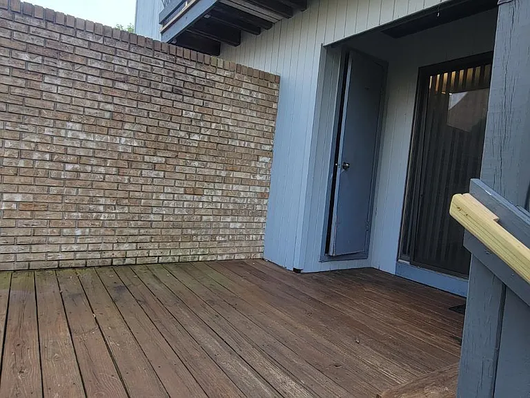 24 Cotoneaster Ct — Photo 16