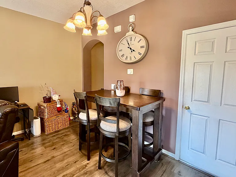 Dining area - 1720 RETREAT VIEW CIR.