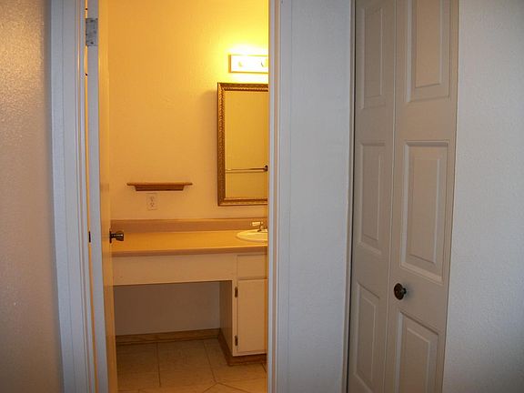 enter in the bathroom
