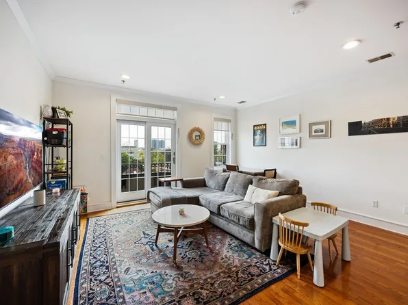 904 Jefferson St APT 6G, Hoboken, NJ 07030
