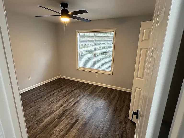 39 Huntsfield Dr — Photo 19