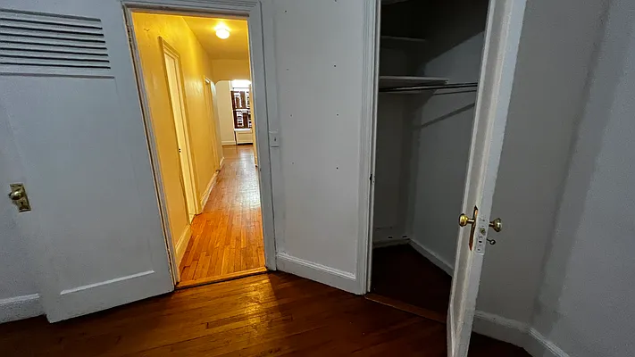 Rented by HOLTON REAL ESTATE INC. | media 15