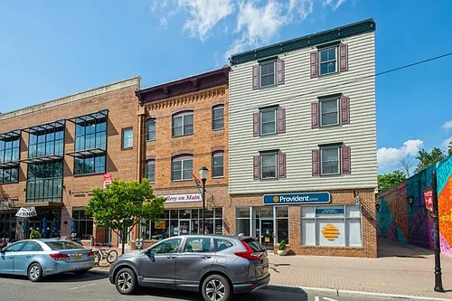 28 W Main St #2D Photo 1