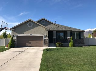 1952 W Ruger Pl, Farmington, UT 84025
