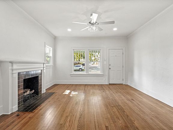 5th image of 2617 E 10th St