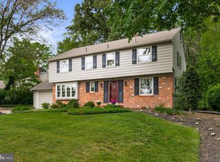 368 Bortons Mill Rd, Cherry Hill, NJ 08034