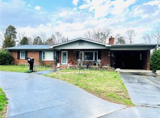 4084 Hopewell Church Rd, Trinity, NC 27370