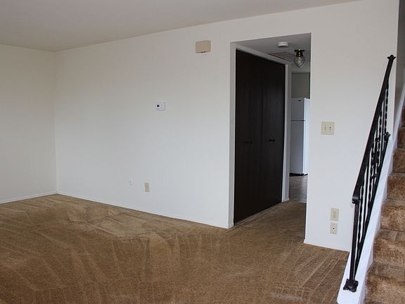 2nd image of 8245 Mount Carmel St