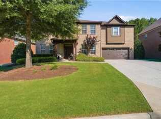 2530 Maple Ridge Ln, Cumming, GA 30041
