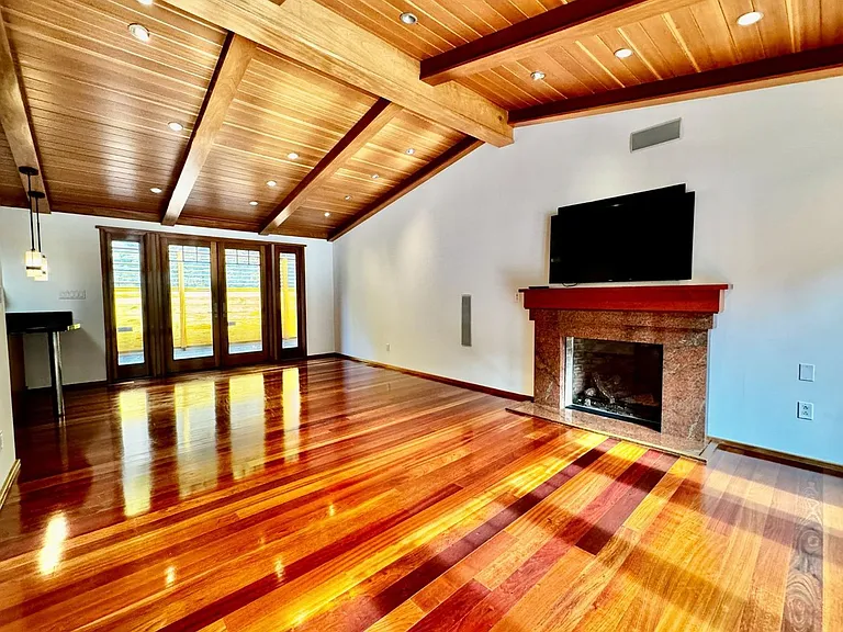 60 Frances Ave — Photo 13