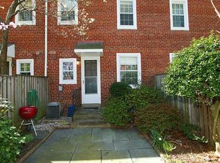 4623 34th St S, Arlington, VA 22206