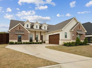 7309 Smithfield Rd, North Richland Hills, TX 76182