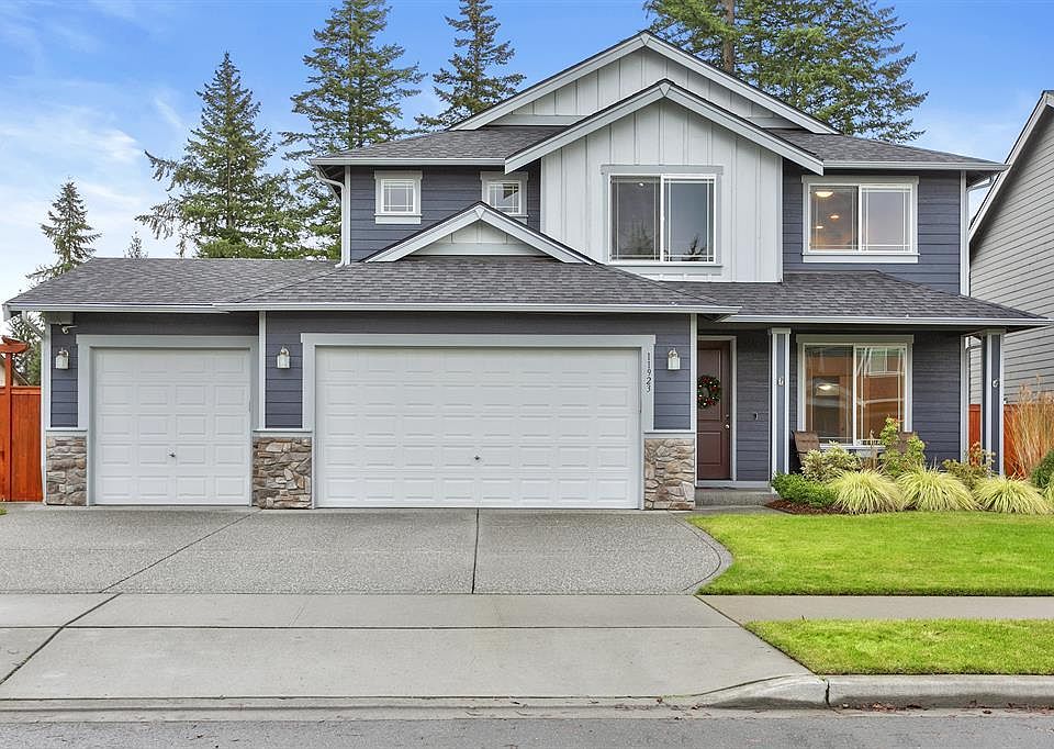 1st image of 11923 47th Ave NE