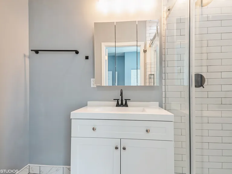 6649 S Greenwood Ave #1 — Photo 6
