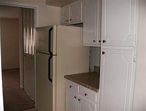 4th image of 510 Woodridge St NE APT 23