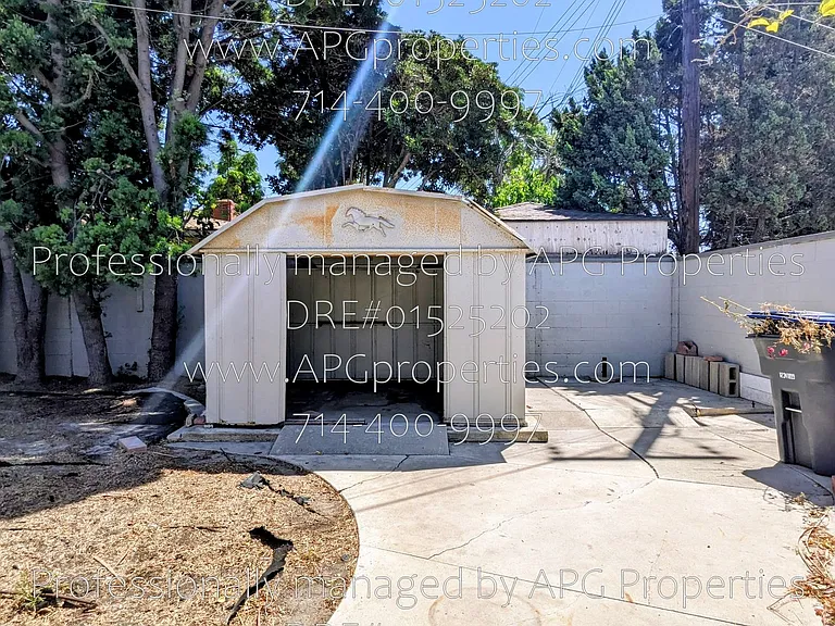 11242 Dallas Dr — Photo 49