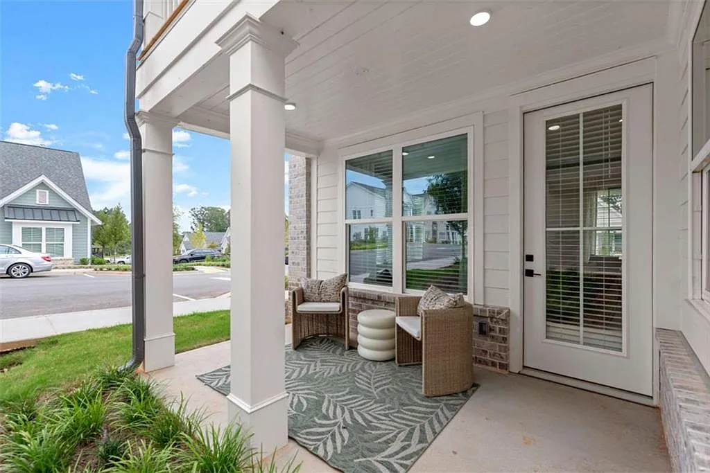 3 bed, 2.5 bath, $2,899 — Photo 2