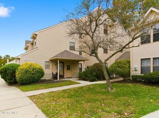 602 Violet Ln, Jackson, NJ 08527