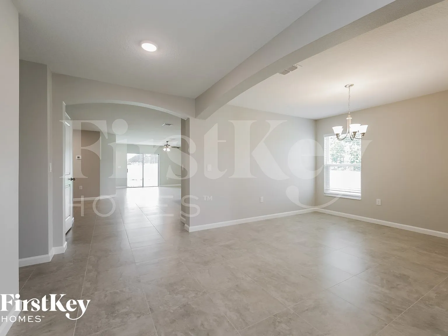 4 bed, 2.0 bath, 2110 sqft, $2,035 — Photo 3